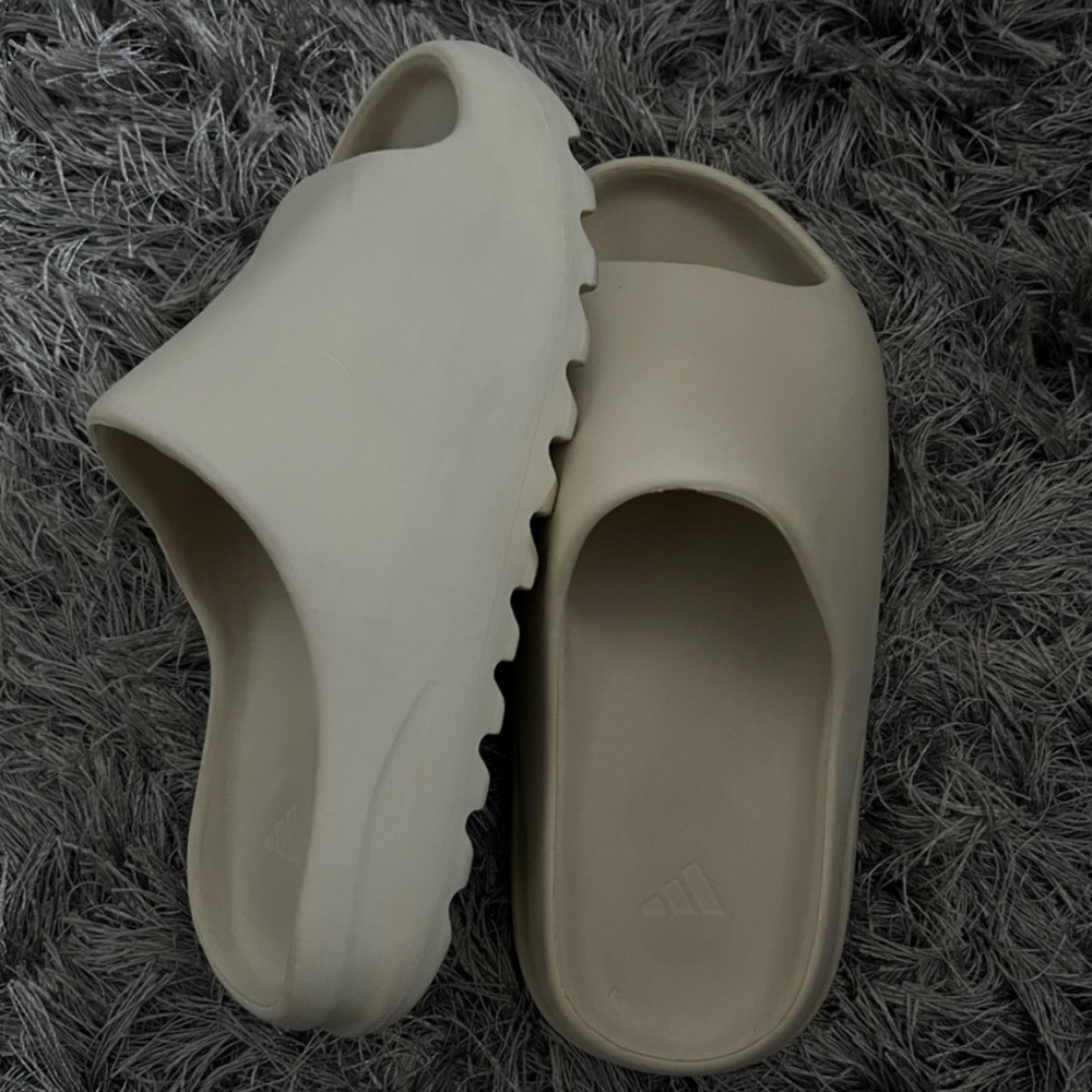 Yeezy Slides